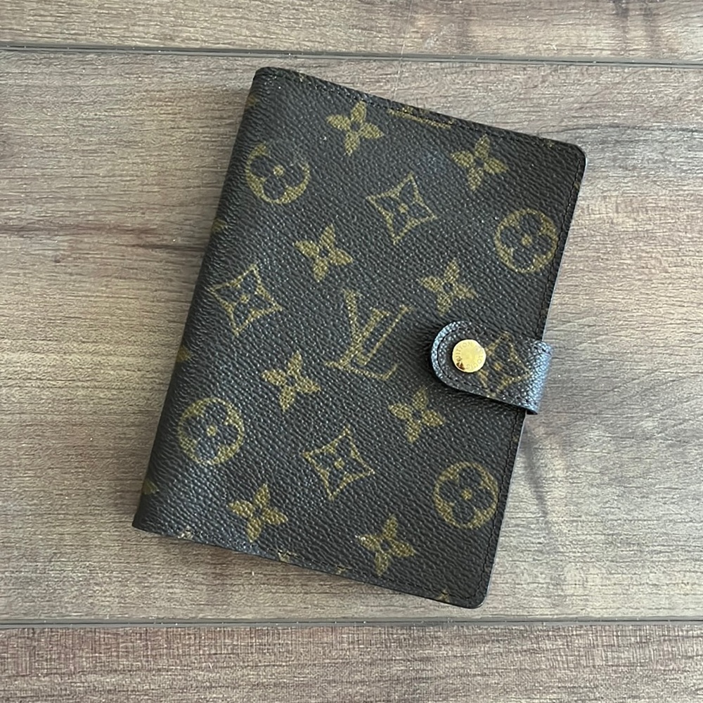 Louis Vuitton PM Agenda